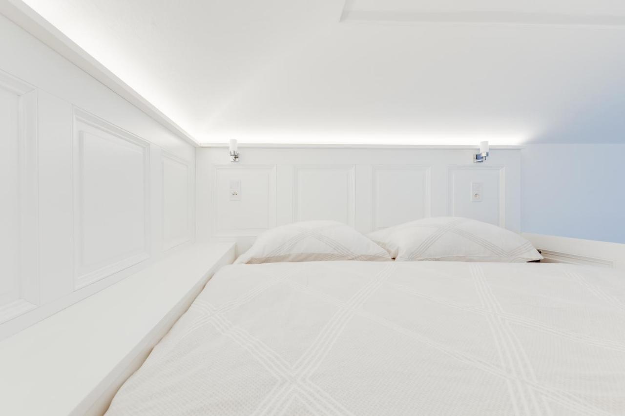 Dream Duplex On Riverside Прага Екстериор снимка