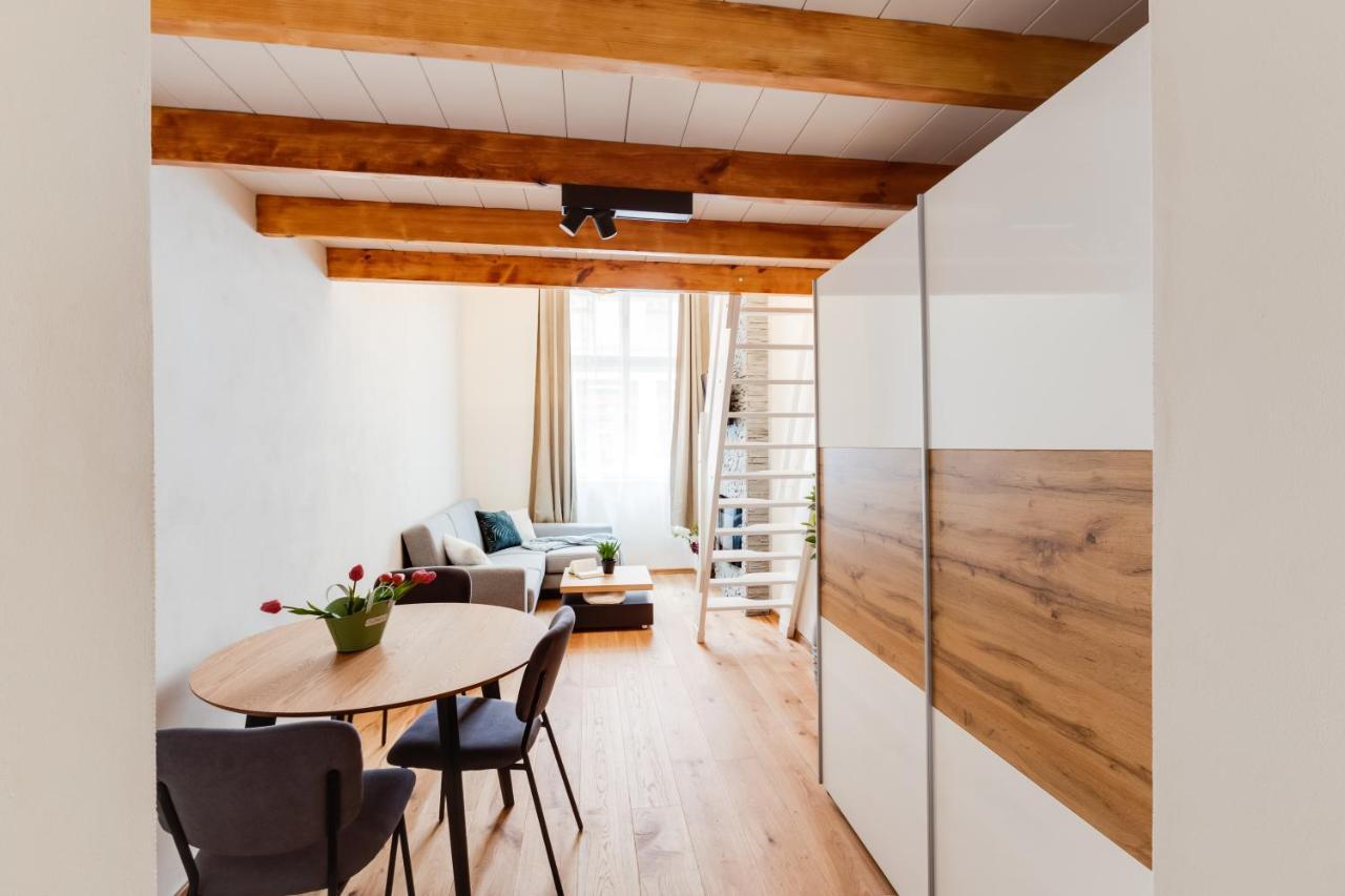 Dream Duplex On Riverside Прага Екстериор снимка