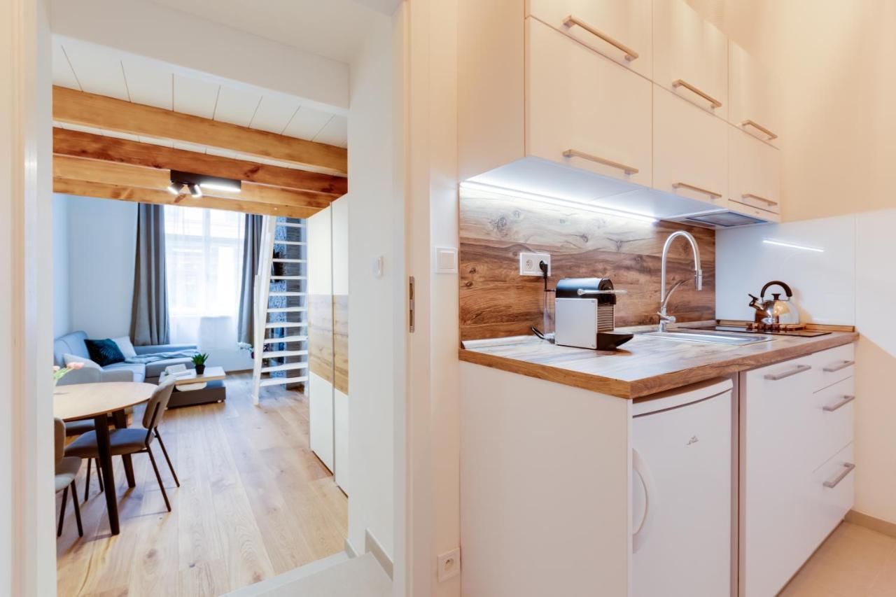 Dream Duplex On Riverside Прага Екстериор снимка